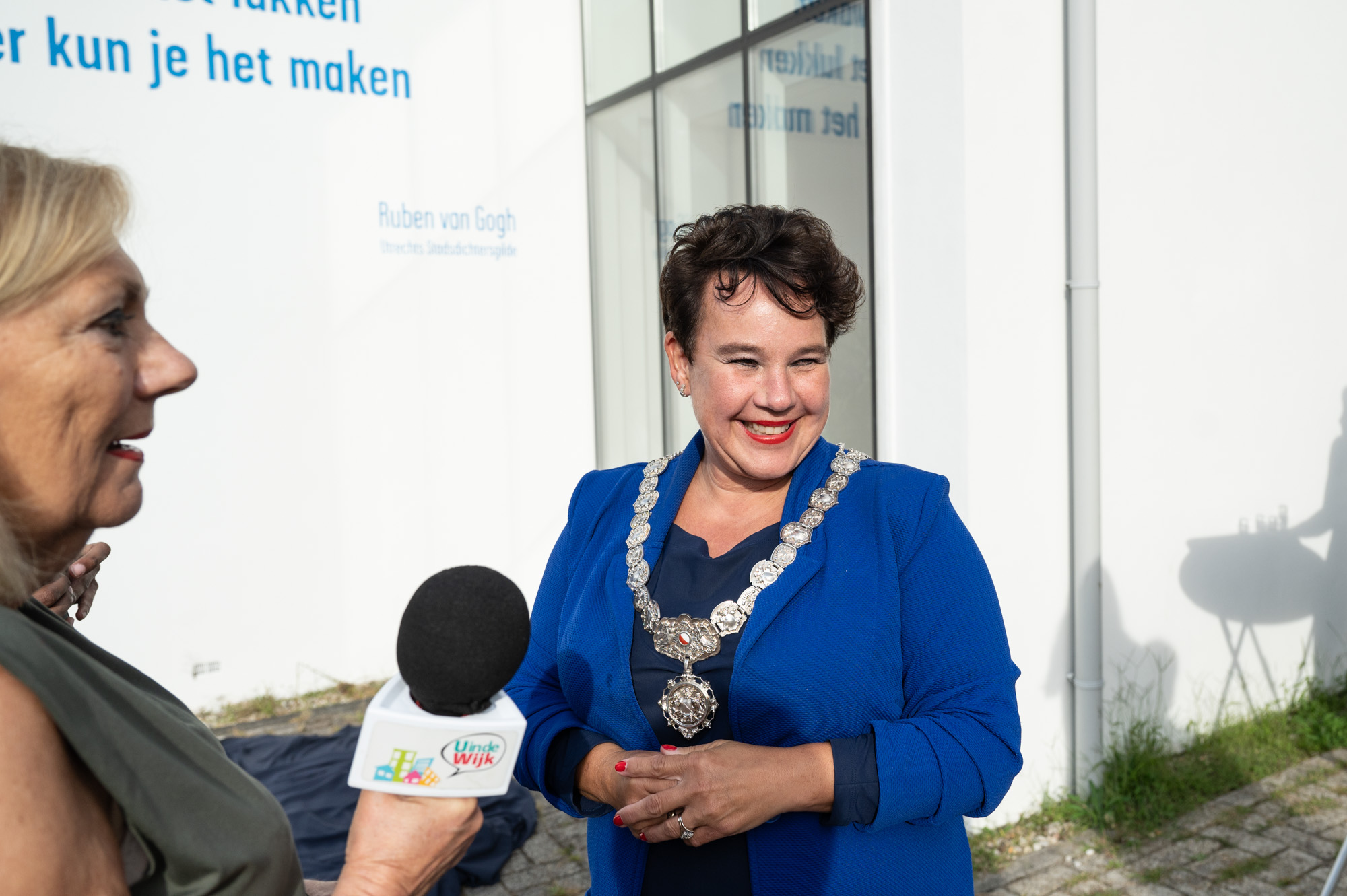 Burgemeester Dijksma Ondernemersloket Nieuw Overvecht – Anna van Kooij